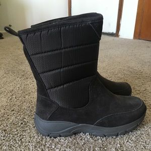 *NEVER WORN* Land’s End Women’s Winter Snow Boots